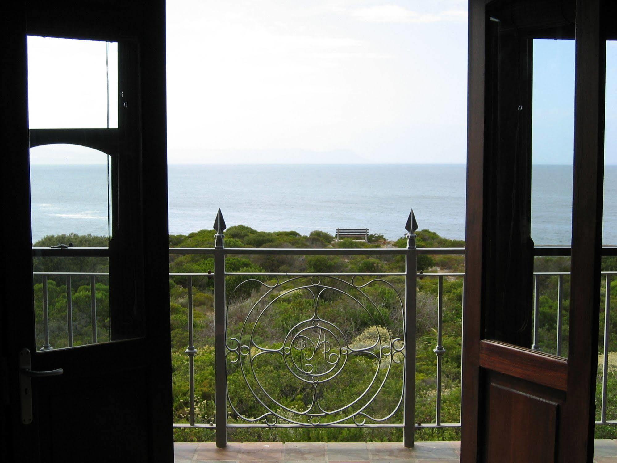 Auberge Provence Hermanus Exterior foto
